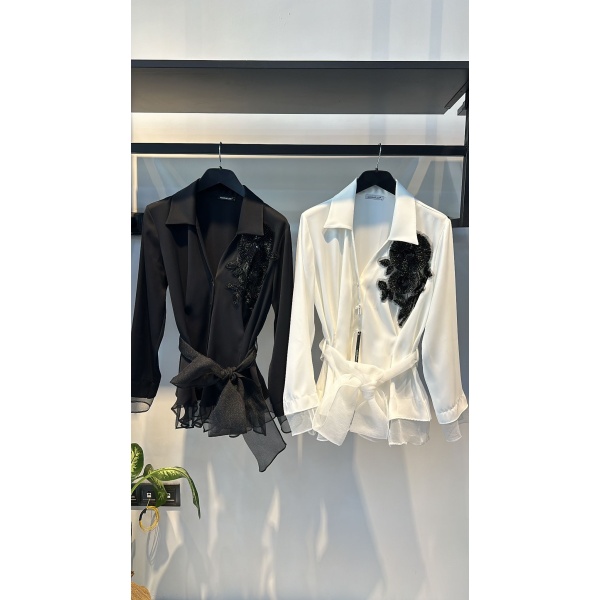 MODAİLGİ BONCUK İŞLEMELİ ORGANZE DETAY GÖMLEK